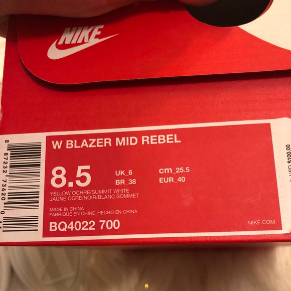 Brand new yellow nike blazers 💖 - Picture 3 of 5